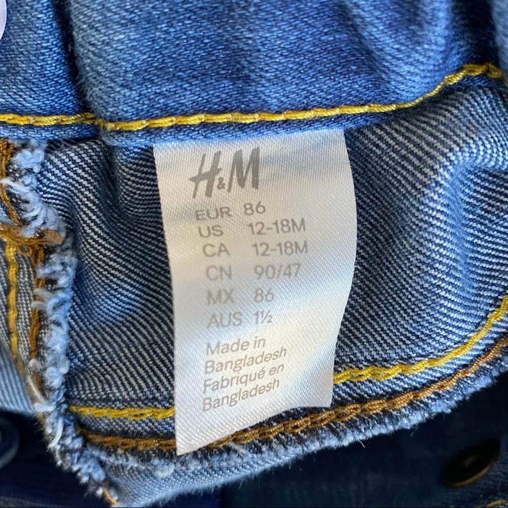 Gap Top & H&M Bleached Jeans 12-18M